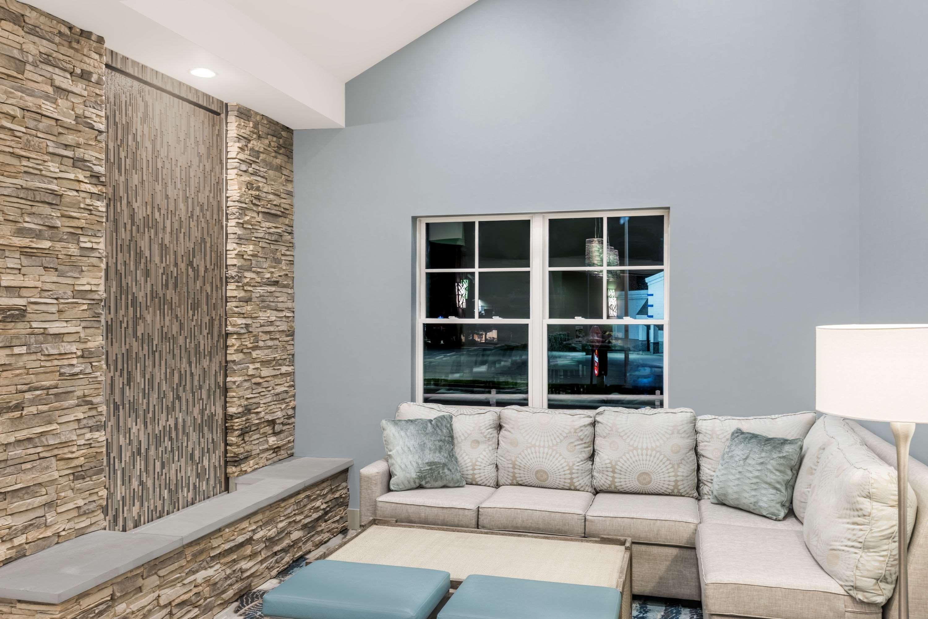 Howard Johnson By Wyndham Middletown Newport Area Exterior foto